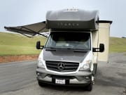 2016 Itasca Navion available for rent in El Dorado Hills California