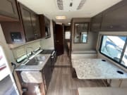 2019 Freedom Elite  by Thor for rent in 93444