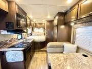 2017 Freedom Elite  by Thor for rent in 34741
