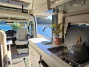 2024 Thor Tellaro Class B for rent in Harrisburg Oregon