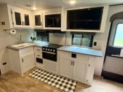2022 Keystone RV Hideout Travel Trailer for rent in Rockton Illinois