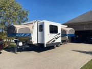 2014 Coachmen Freedom express ltz available for rent in MT WASHINGTON Kentucky