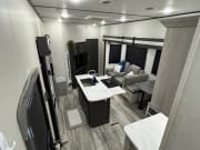 2022 Keystone RV Sprinter Fifth Wheel for rent in Deer Park Texas