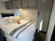2024 Passport SL Ultra Lite  by Keystone RV for rent in 92618