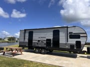 2025 Forest River 26FKDS available for rent in Rosharon Texas