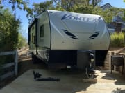 2022 Genesis Supreme Rv Genesis Supreme Toy Hauler for rent in Lancaster California