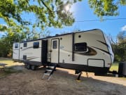 2021 Keystone RV Sprinter Limited available for rent in Weatherford Texas