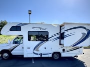 2019 Thor Freedom Elite Class C for rent in Castaic California