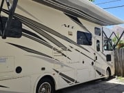 2018 Thor A.C.E. Class A for rent in Lake Worth Beach Florida