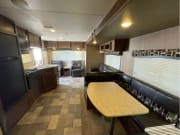 2016 Dutchmen Coleman Lantern Travel Trailer for rent in Bakersfield California