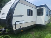 2020 Cruiser RV Radiance Ultra Lite available for rent in Gibsonton Florida