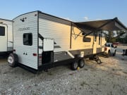 2024 Dutchmen Colorado Travel Trailer for rent in Defiance Missouri
