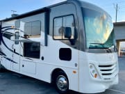 2020 Flair-Fleetwood Flair-Fleetwood Motorhome available for rent in Los Angeles California