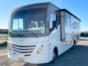 2020 Flair-Fleetwood Flair-Fleetwood Motorhome Class A for rent in Los Angeles California