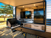 2022 Zinger 333DB available for rent in Coulterville California