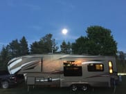 2015 keystone cougarxlite29rli Fifth Wheel available for rent in Houghton Lake, Michigan