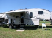 2017 Jayco Eagle Fifth Wheel available for rent in Hemet, California