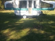 2004 Forest River Rockwood Freedom Popup Trailer available for rent in Havana, Florida