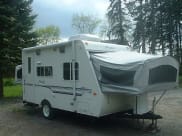 1999 Prowler M-717B Travel Trailer available for rent in Canton, Georgia