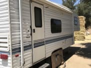 1998 Fleetwood Terry Fifth Wheel available for rent in Raymond, California