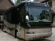 2004 Monaco Signature Series Class A available for rent in Cumming, Georgia