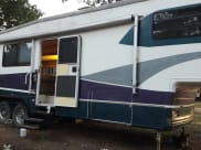 1996 Fleetwood Avion Fifth Wheel available for rent in Cleveland, Arkansas