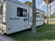 1999 Ford E450 Class C available for rent in New Smyrna Beach, Florida