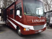 2013 Winnebago Vista Class A available for rent in Sacramento, California