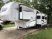 2005 Forest River Cardinal Fifth Wheel available for rent in Montgomery, Texas