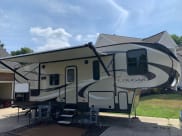 2018 Keystone Cougar Half-Ton Fifth Wheel available for rent in Graham, North Carolina