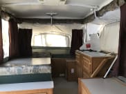 2002 Coleman Grand Tour Sun Valley Popup Trailer available for rent in Pocono Lake, Pennsylvania