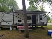 2014 Keystone Hideout Travel Trailer available for rent in Oak Lawn, Illinois