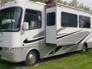 2006 Thor Motor Coach Hurricane 34N Class A available for rent in Glen Rock, Pennsylvania