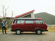 1987 Volkswagen Vanagon Class B available for rent in Seattle, Washington