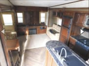 2016 Yellowstone 31sd-Qb Fifth Wheel available for rent in Tulsa, Oklahoma