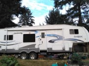 2005 Forest River Sandpiper Fifth Wheel available for rent in Gig harbor, Washington