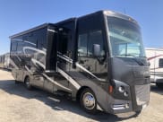 2015 Itasca Sunstar Class A available for rent in Desert Hot Springs, California