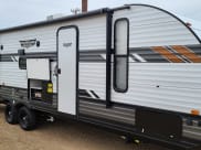 2020 Forest River Wildwood X-Lite Travel Trailer available for rent in Clarksville, Tennessee