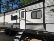 2021 Heartland Trail Runner Travel Trailer available for rent in Ellerslie, Georgia