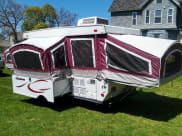 2000 Coachmen Clipper Popup Trailer available for rent in Grand Rapids, Michigan