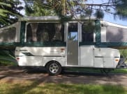 2004 Starcraft Centennial Popup Trailer available for rent in DULUTH, Minnesota