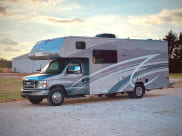 2020 Winnebago Minnie Winnie Class C available for rent in Gilberts, Illinois