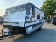 2021 Crossroads Zinger Travel Trailer available for rent in Elkton, Maryland