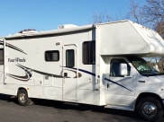 2003 Thor Motor Coach Four Winds Class C available for rent in DeForest, Wisconsin