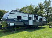 2018 Crossroads Zinger Travel Trailer available for rent in Williamston, Michigan