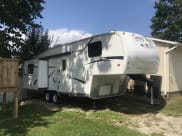 2008 Forest River Cherokee Grey Wolf Fifth Wheel available for rent in Macedoina, Ohio