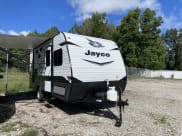 2022 Jayco Jay Flight Travel Trailer available for rent in Seymour, Indiana