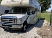 2021 THOR FOUR WINDS 26 B Class C available for rent in Mitchell, Indiana