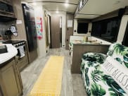 2021 Sunset Park & Rv Inc. QB289 Travel Trailer available for rent in Franklin, Tennessee