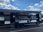 2022 Grand Design Transcend  Xplorer Travel Trailer available for rent in New Market, Alabama